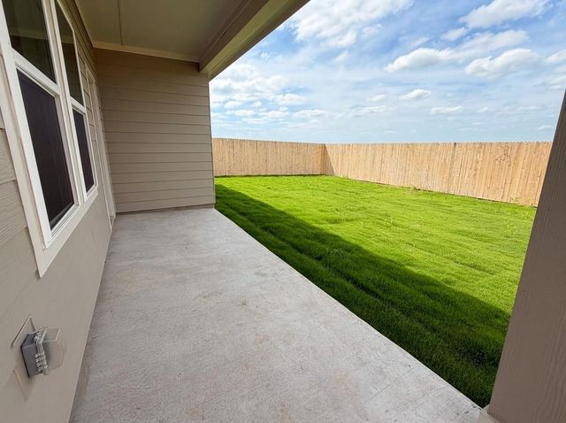 616 Wesley Miller LN, Taylor, TX 76574