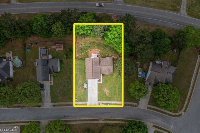 675 Michael Circle, Monroe, GA 30655