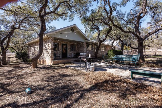 118 Buffalo Springs RD, New Braunfels, TX 78132