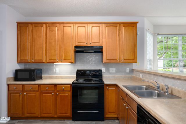 406 Indian Elm Lane, Cary, NC 27519