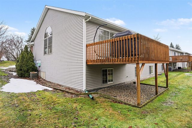 25 Trillium Court 6, Holland, MI 49423