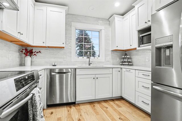 25 Trillium Court 6, Holland, MI 49423