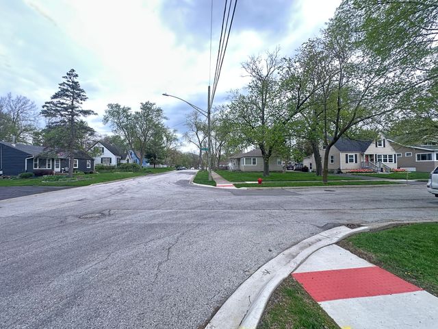1759 Linden Road, Homewood, IL 60430