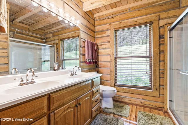 1304 Murray Rd, Taylorsville, KY 40071