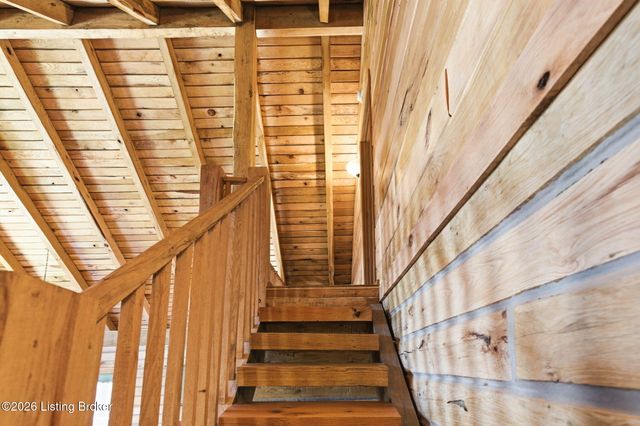 1304 Murray Rd, Taylorsville, KY 40071