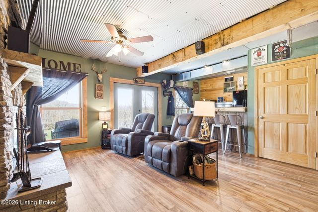 1304 Murray Rd, Taylorsville, KY 40071