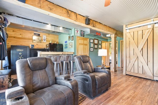 1304 Murray Rd, Taylorsville, KY 40071