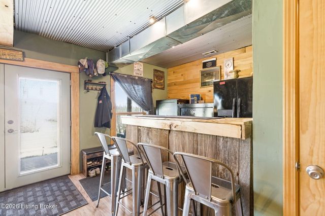 1304 Murray Rd, Taylorsville, KY 40071