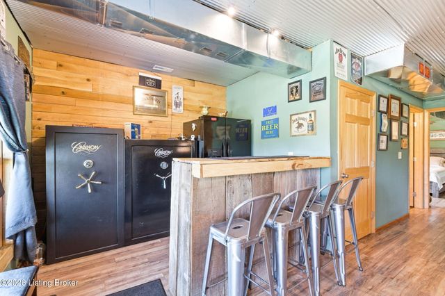 1304 Murray Rd, Taylorsville, KY 40071