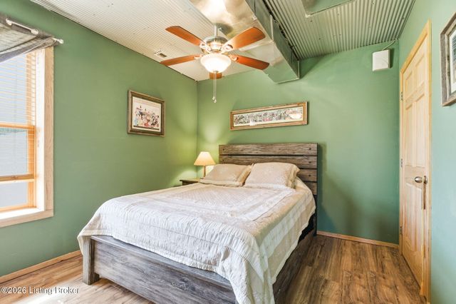 1304 Murray Rd, Taylorsville, KY 40071