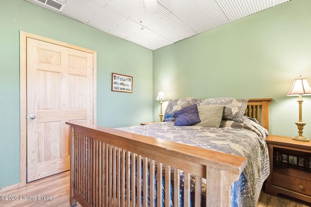 1304 Murray Rd, Taylorsville, KY 40071