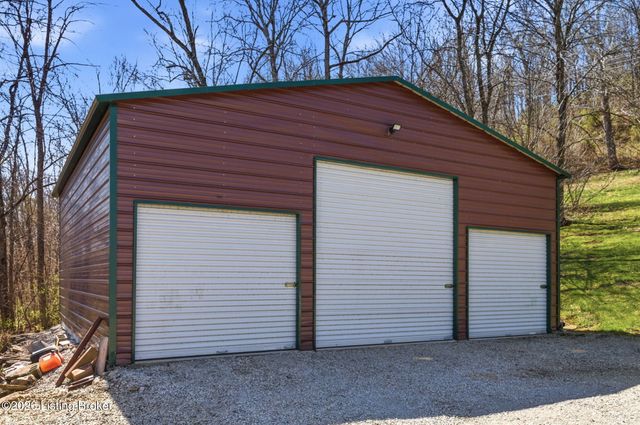 1304 Murray Rd, Taylorsville, KY 40071