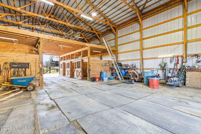 1304 Murray Rd, Taylorsville, KY 40071