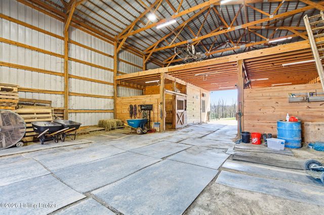 1304 Murray Rd, Taylorsville, KY 40071