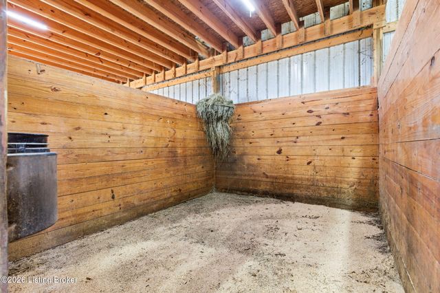 1304 Murray Rd, Taylorsville, KY 40071