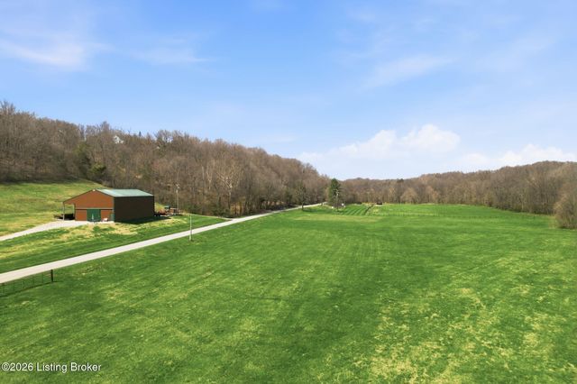 1304 Murray Rd, Taylorsville, KY 40071