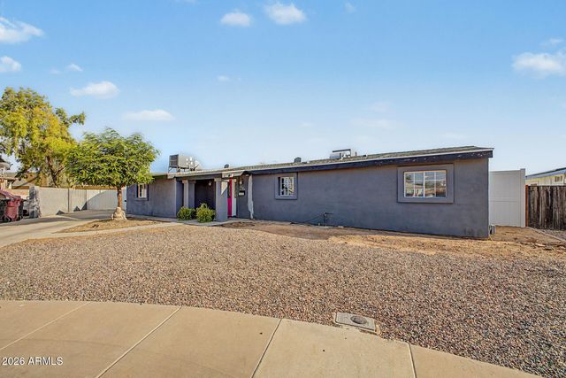 7725 E MCKINLEY Street, Scottsdale, AZ 85257