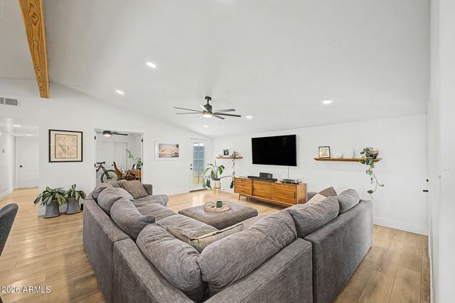 7725 E MCKINLEY Street, Scottsdale, AZ 85257