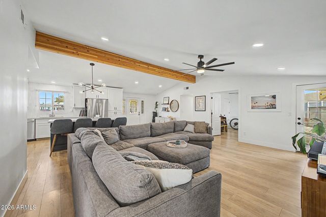 7725 E MCKINLEY Street, Scottsdale, AZ 85257
