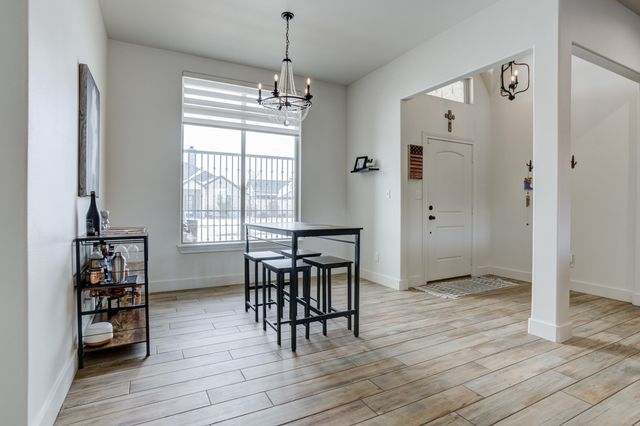 609 Calvin Drive, Wolfforth, TX 79382