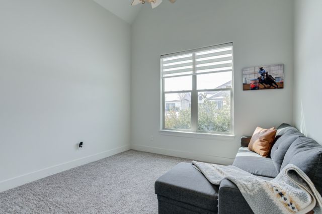 609 Calvin Drive, Wolfforth, TX 79382