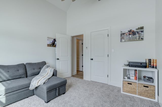 609 Calvin Drive, Wolfforth, TX 79382