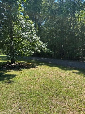 36121 Broadwater RD, Ivor, VA 23866