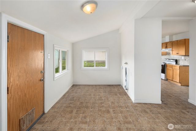 832 E 50th Street, Tacoma, WA 98404