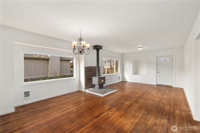 832 E 50th Street, Tacoma, WA 98404