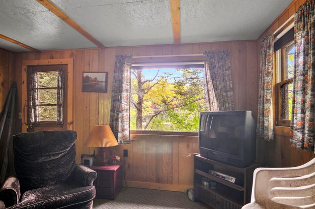 18750 W Knapp Road, Reed City, MI 49677