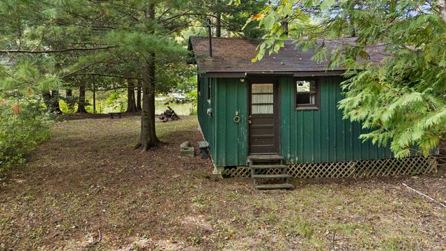 18750 W Knapp Road, Reed City, MI 49677