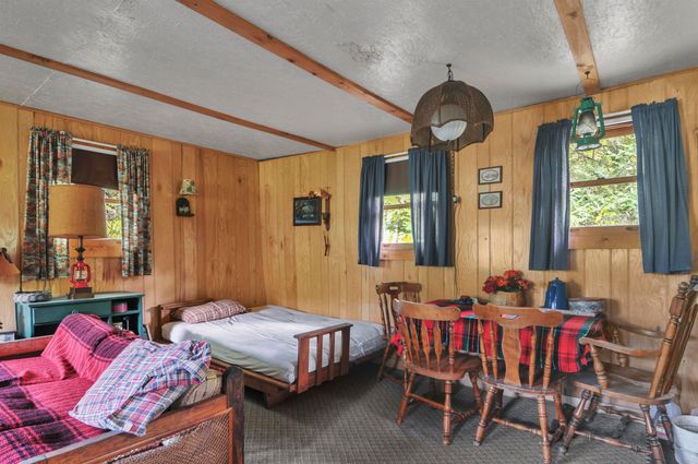 18750 W Knapp Road, Reed City, MI 49677