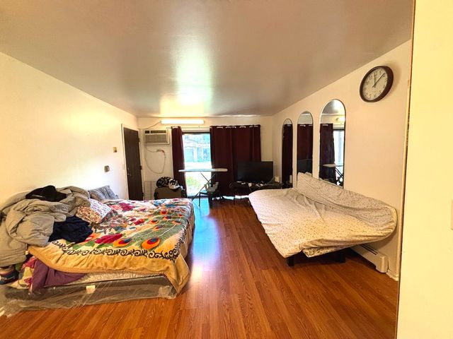 495 McHENRY Road 1B, Wheeling, IL 60090