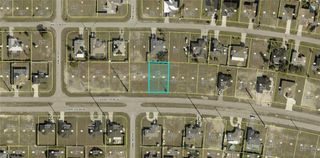 221 Kismet PKWY W, Cape Coral, FL 33993