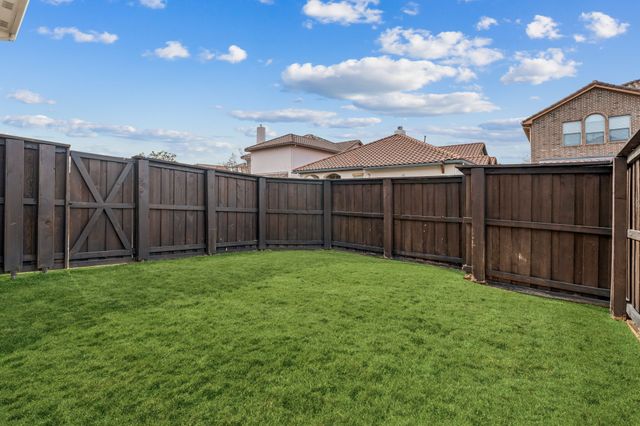 821 La Cima, Irving, TX 75039