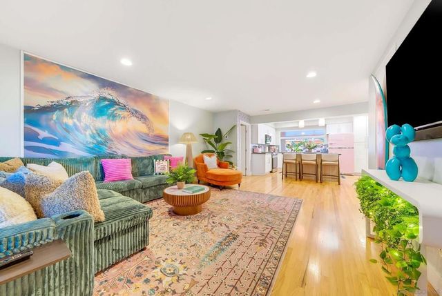 1626 Oliver, San Diego, CA 92109