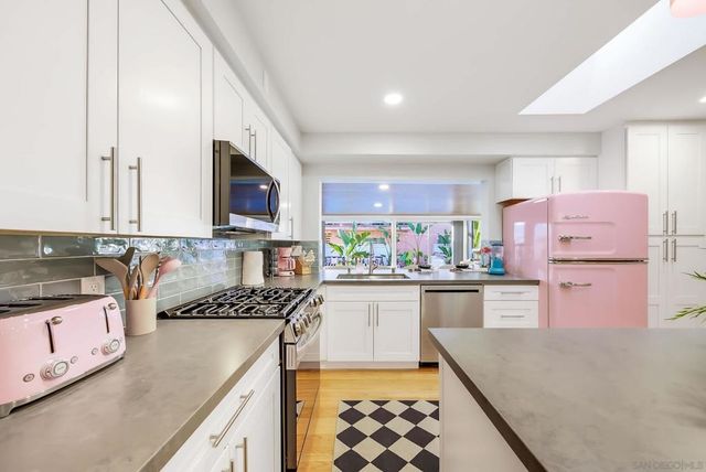 1626 Oliver, San Diego, CA 92109