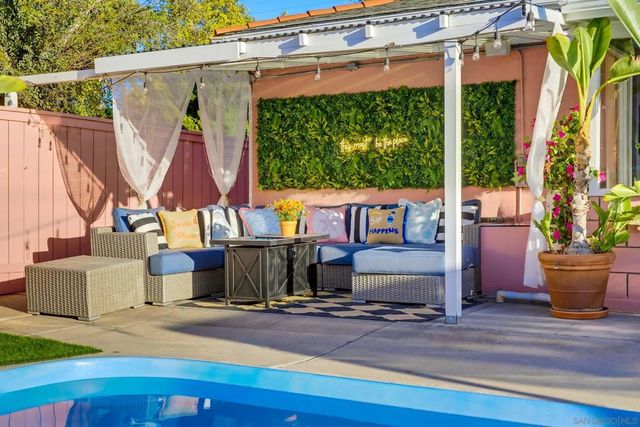 1626 Oliver, San Diego, CA 92109