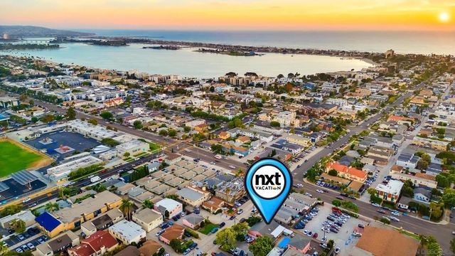 1626 Oliver, San Diego, CA 92109