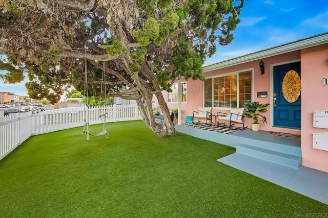 1626 Oliver, San Diego, CA 92109
