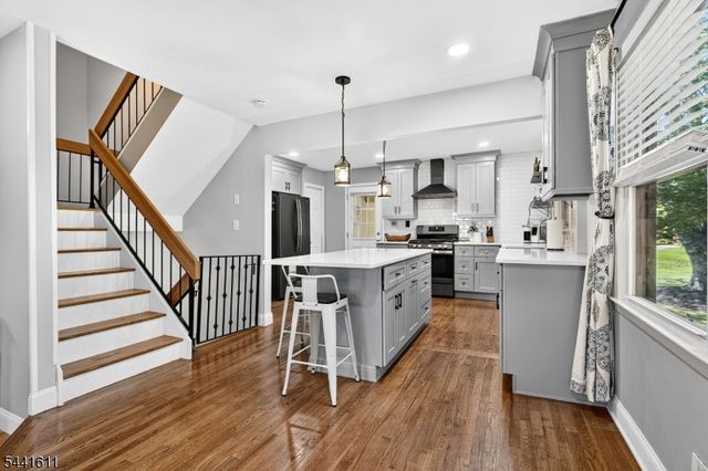 31 Chelsea Cir, Raritan Twp., NJ 08822