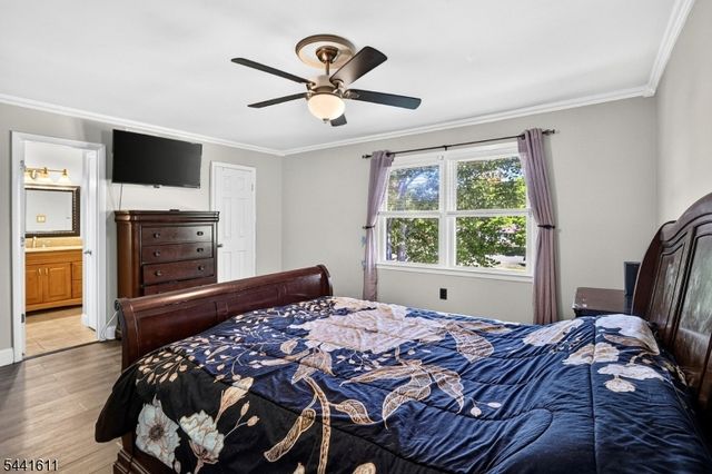 31 Chelsea Cir, Raritan Twp., NJ 08822