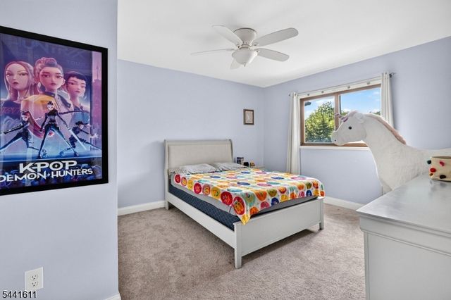 31 Chelsea Cir, Raritan Twp., NJ 08822