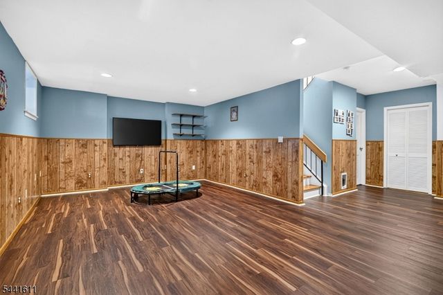 31 Chelsea Cir, Raritan Twp., NJ 08822