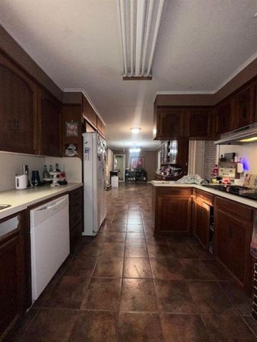 1512 Palermo, Sulphur, LA 70663