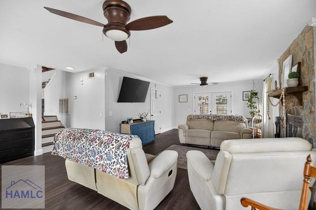 108 Flat Shoal Lane, Hinesville, GA 31313