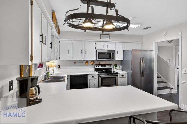 108 Flat Shoal Lane, Hinesville, GA 31313