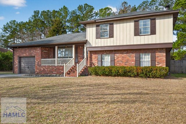 108 Flat Shoal Lane, Hinesville, GA 31313