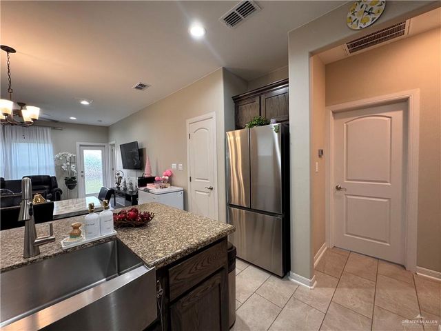 1306 E Sonador S Drive, Edinburg, TX 78542