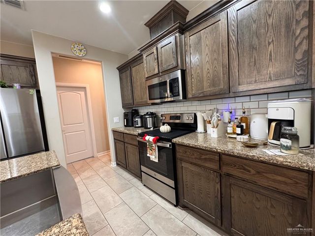 1306 E Sonador S Drive, Edinburg, TX 78542